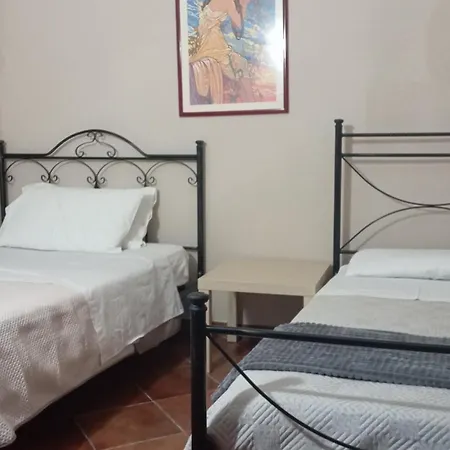 Degli Oleandri 게스트하우스 3*